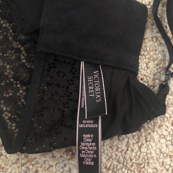 Victoria Secret Black Lace Bra - Picture 2 of 2